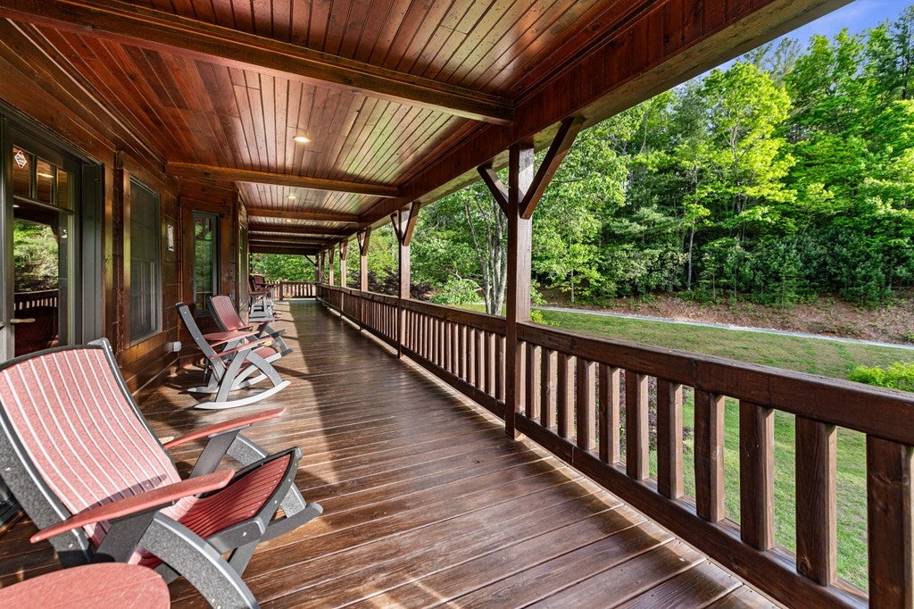 Brasstown, North Carolina, 28902, United States, 4 Bedrooms Bedrooms, ,5 BathroomsBathrooms,Residential,Active,1810516
