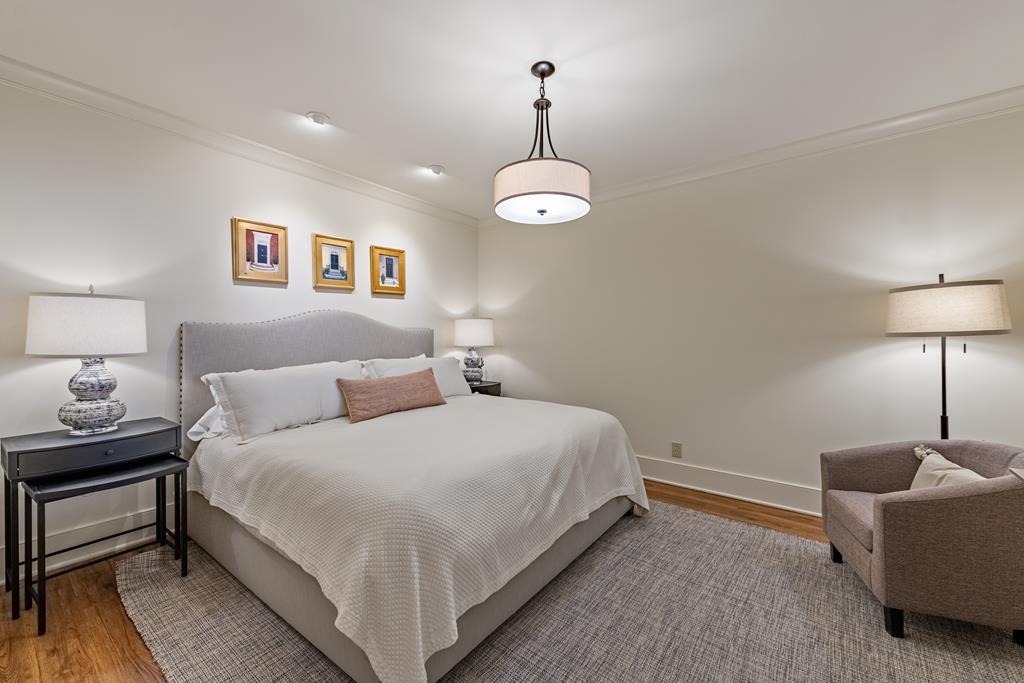 Murphy, North Carolina, 28906, United States, 5 Bedrooms Bedrooms, ,6 BathroomsBathrooms,Residential,Active,2000202