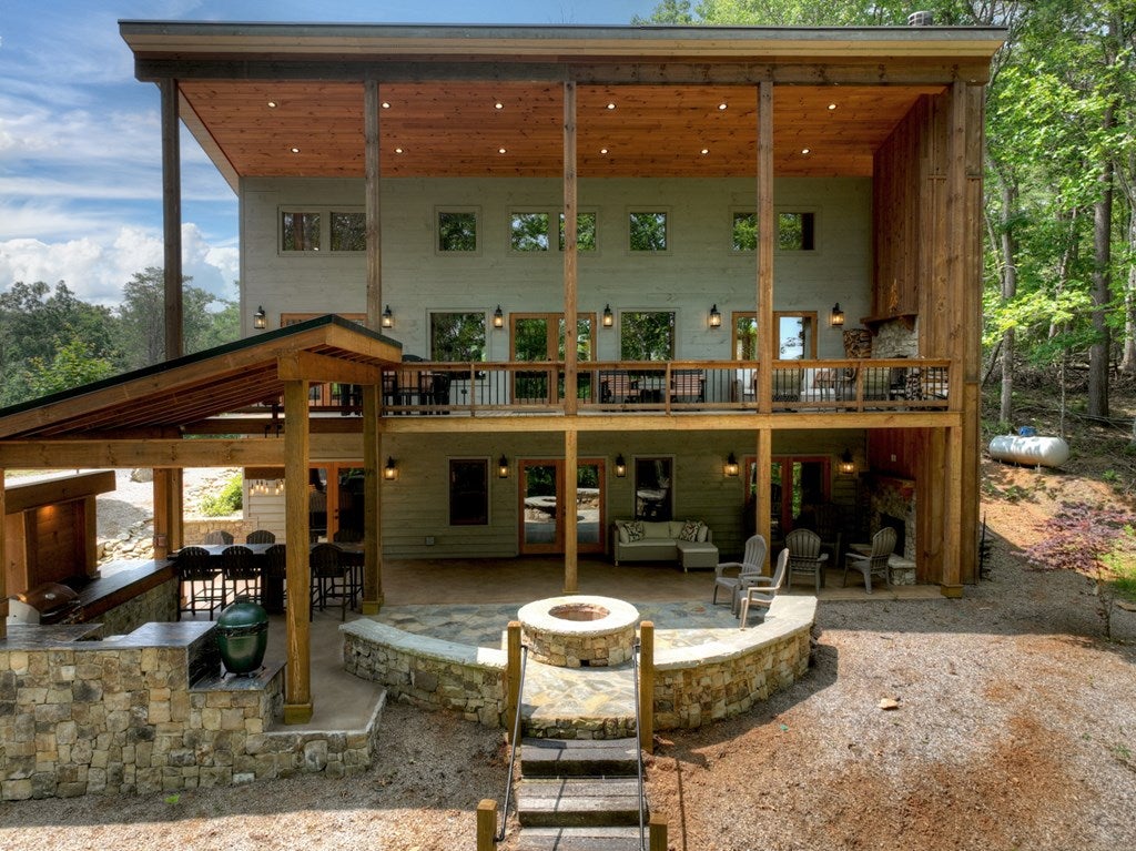 Morganton, Georgia, 30560, United States, 4 Bedrooms Bedrooms, ,4 BathroomsBathrooms,Residential,Active,1844261