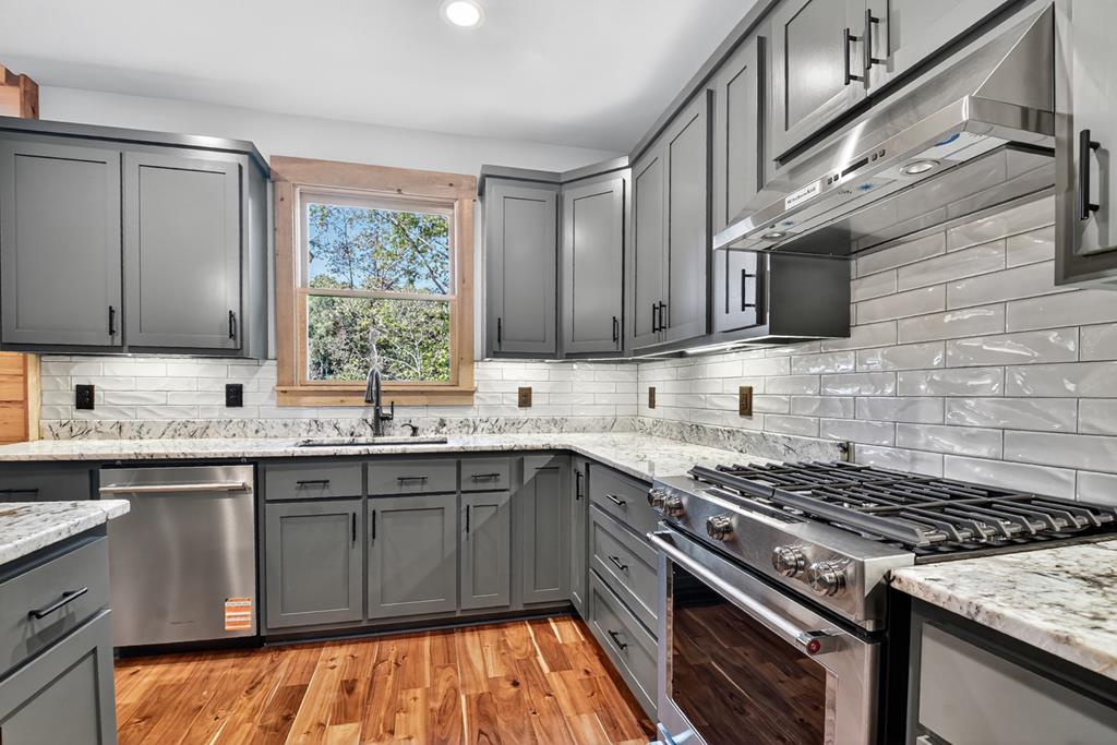 Ellijay, Georgia, 30540, United States, 4 Bedrooms Bedrooms, ,3 BathroomsBathrooms,Residential,Active,1971005