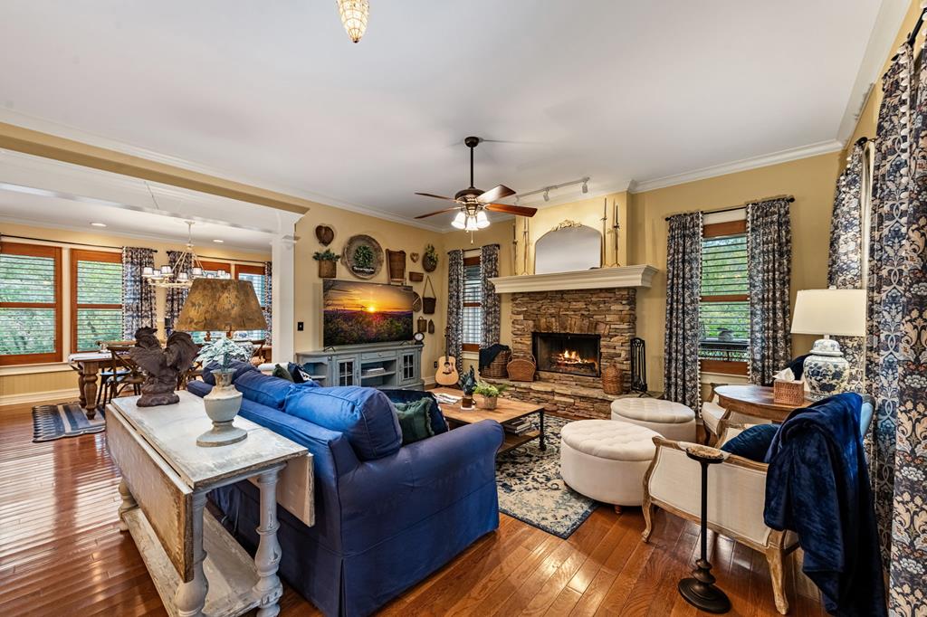 Ellijay, Georgia, 30540, United States, 4 Bedrooms Bedrooms, ,3 BathroomsBathrooms,Residential,Active,1968430