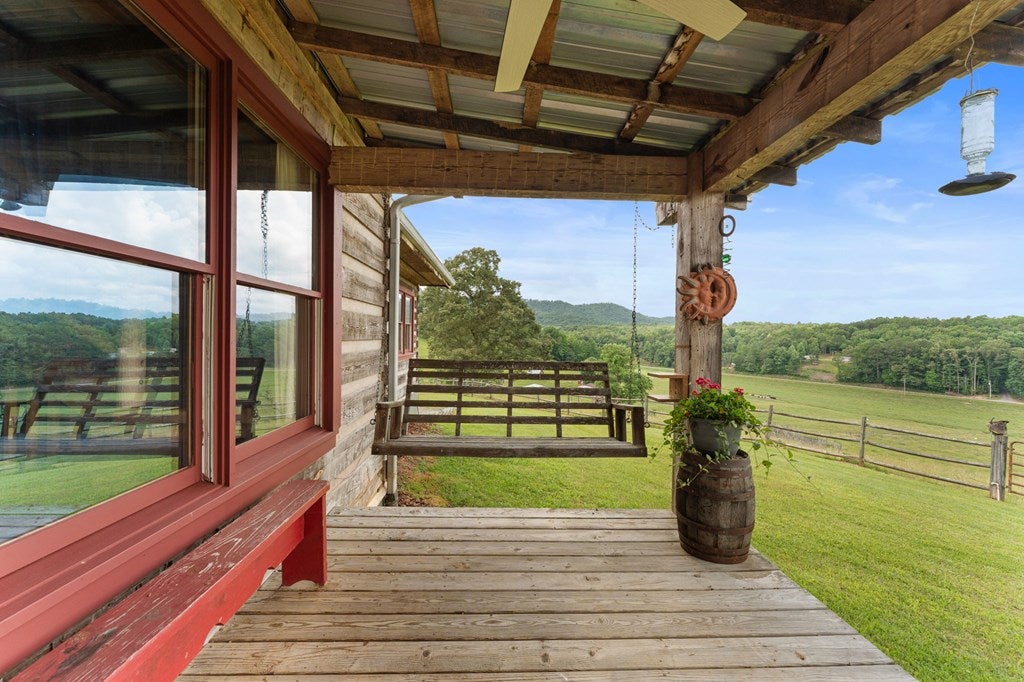 Warne, North Carolina, 28909, United States, 3 Bedrooms Bedrooms, ,3 BathroomsBathrooms,Residential,Active,1859363