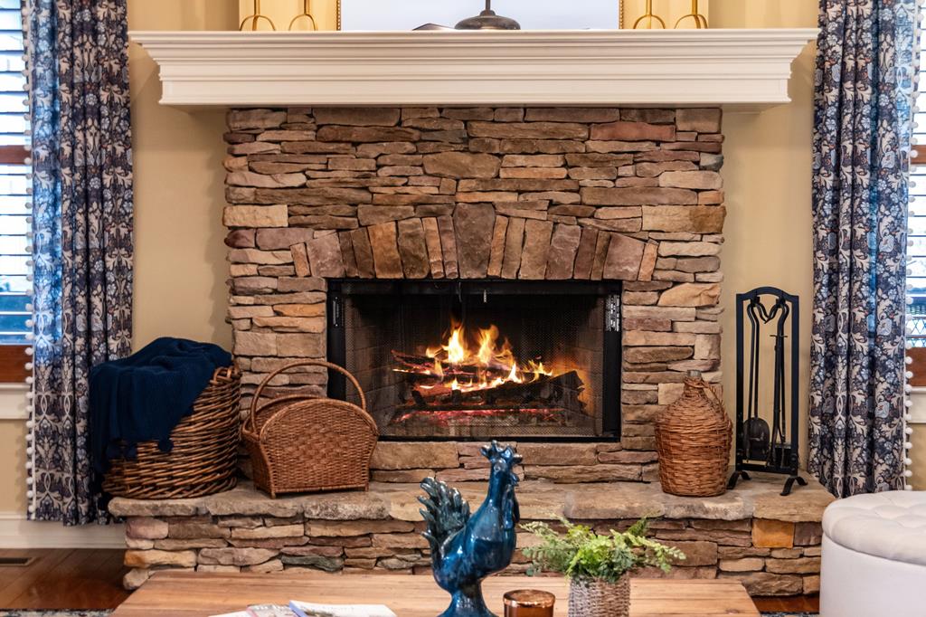 Ellijay, Georgia, 30540, United States, 4 Bedrooms Bedrooms, ,3 BathroomsBathrooms,Residential,Active,1968430