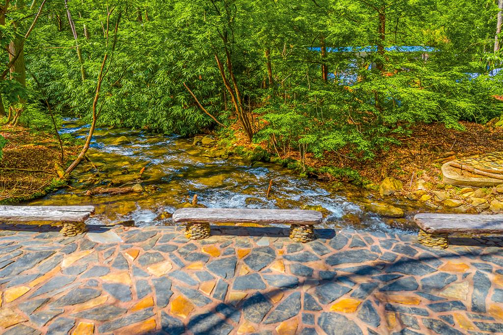 Cherry Log, Georgia, 30522, United States, 4 Bedrooms Bedrooms, ,5 BathroomsBathrooms,Residential,Active,1959948