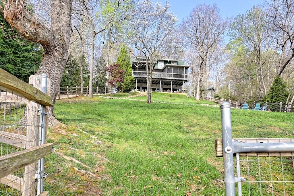 Blairsville, Georgia, 30512, United States, 3 Bedrooms Bedrooms, ,6 BathroomsBathrooms,Residential,Active,1920218