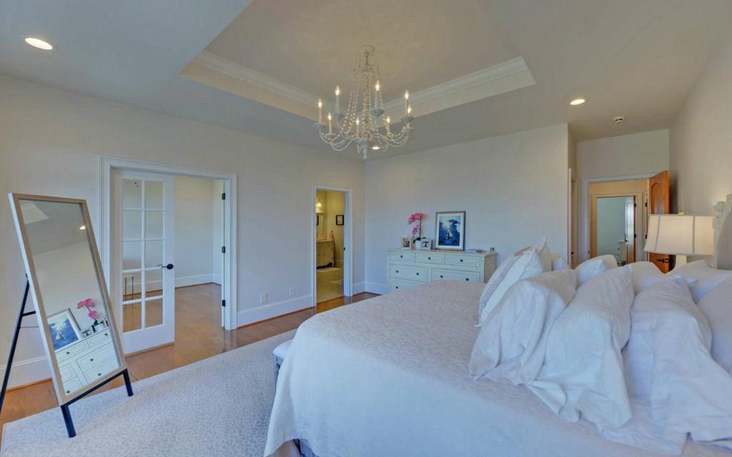 Hiawassee, Georgia, 30546, United States, 8 Bedrooms Bedrooms, ,6 BathroomsBathrooms,Residential,Active,1821974