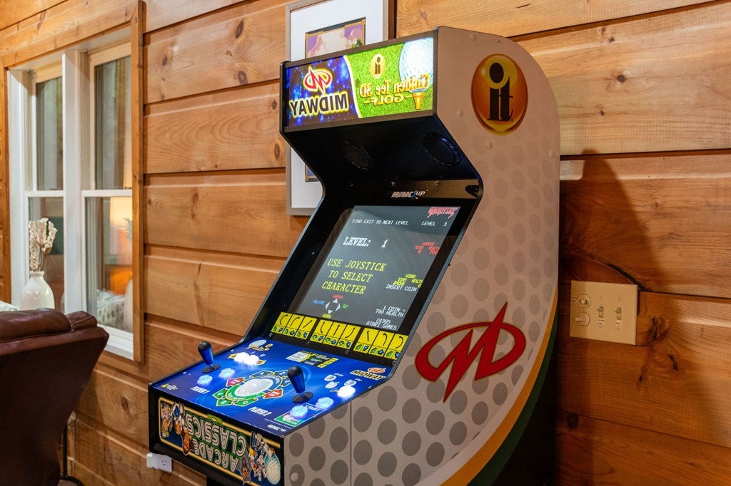 Blue Ridge, Georgia, 30513, United States, 4 Bedrooms Bedrooms, ,3 BathroomsBathrooms,Residential,Active,1945235