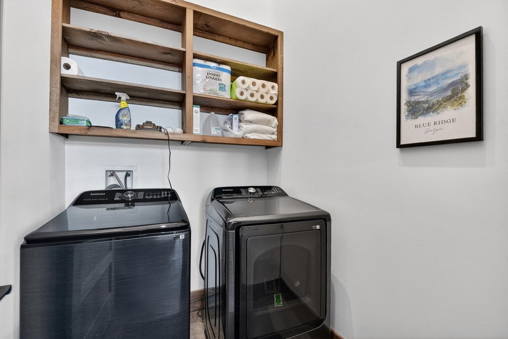 Blue Ridge, Georgia, 30513, United States, 5 Bedrooms Bedrooms, ,6 BathroomsBathrooms,Residential,Active,2017447