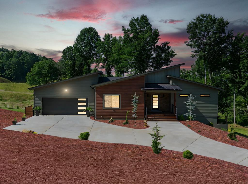 Morganton, Georgia, 30560, United States, 4 Bedrooms Bedrooms, ,4 BathroomsBathrooms,Residential,Active,1920223