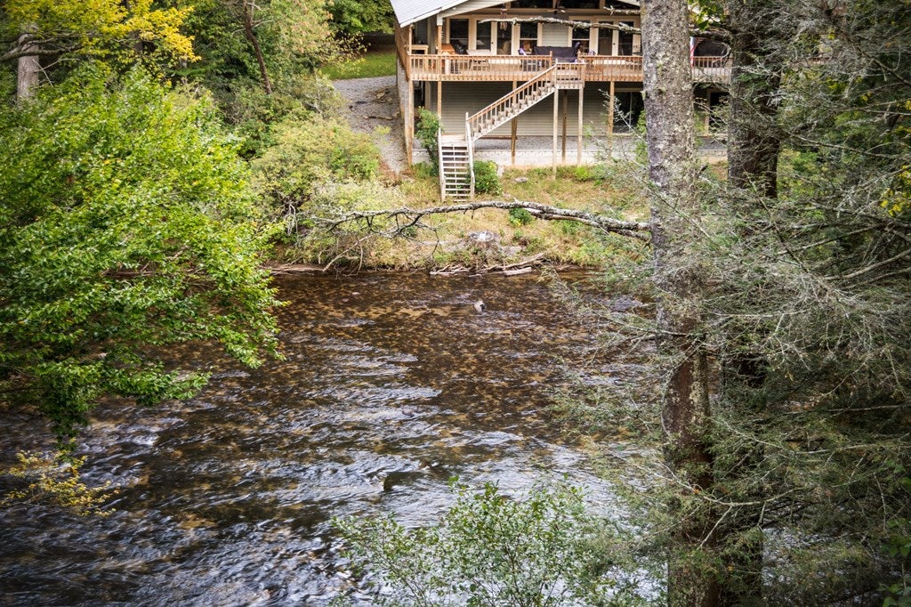 Blue Ridge, Georgia, 30513, United States, 4 Bedrooms Bedrooms, ,3 BathroomsBathrooms,Residential,Active,1945235
