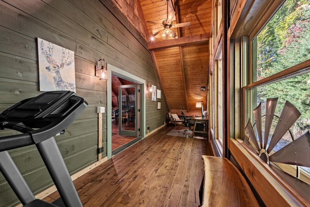 Ellijay, Georgia, 30536, United States, 5 Bedrooms Bedrooms, ,5 BathroomsBathrooms,Residential,Active,1973280