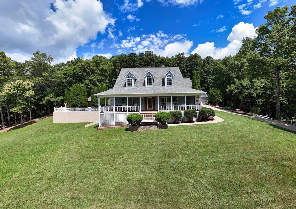 Blairsville, Georgia, 30512, United States, 4 Bedrooms Bedrooms, ,4 BathroomsBathrooms,Residential,Active,1892611