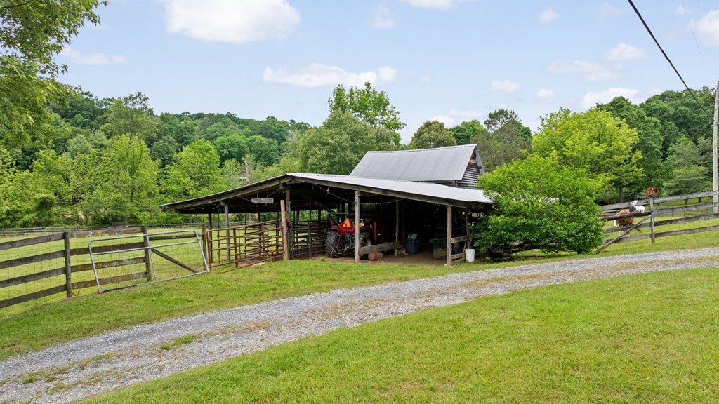 Ellijay, Georgia, 30536, United States, 3 Bedrooms Bedrooms, ,3 BathroomsBathrooms,Residential,Active,1953369