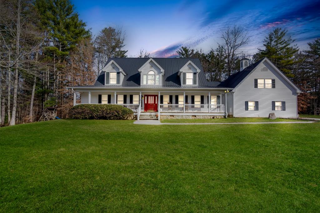 Blairsville, Georgia, 30512, United States, 5 Bedrooms Bedrooms, ,4 BathroomsBathrooms,Residential,Active,1741628