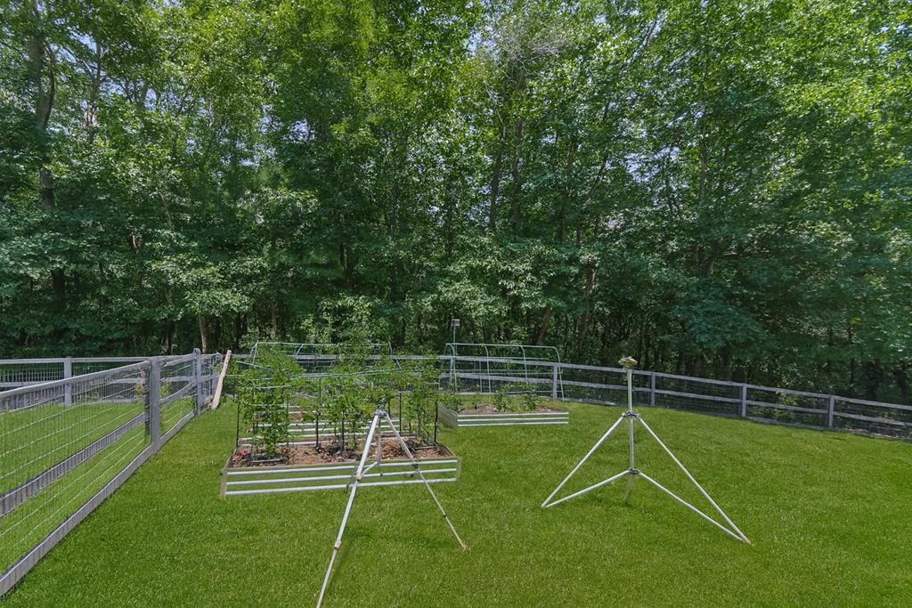 Ellijay, Georgia, 30540, United States, 4 Bedrooms Bedrooms, ,5 BathroomsBathrooms,Residential,Active,1929440
