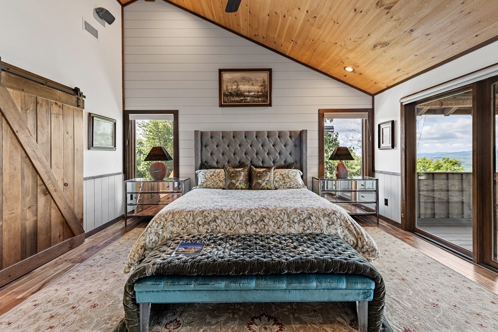 Blue Ridge, Georgia, 30513, United States, 4 Bedrooms Bedrooms, ,5 BathroomsBathrooms,Residential,Active,1904743