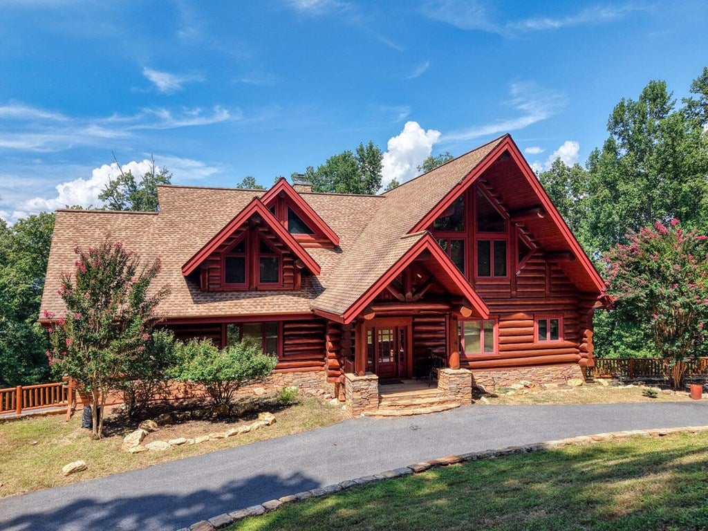 Blairsville, Georgia, 30512, United States, 4 Bedrooms Bedrooms, ,6 BathroomsBathrooms,Residential,Active,1934771