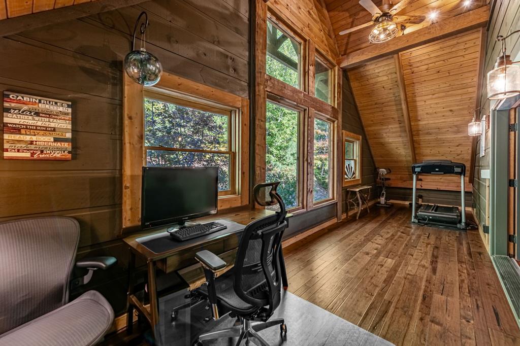 Ellijay, Georgia, 30536, United States, 5 Bedrooms Bedrooms, ,5 BathroomsBathrooms,Residential,Active,1973280