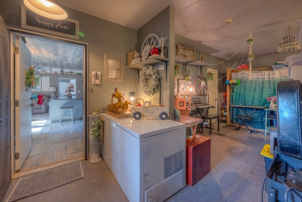 Hiawassee, Georgia, 30546, United States, 3 Bedrooms Bedrooms, ,2 BathroomsBathrooms,Residential,Active,2007353