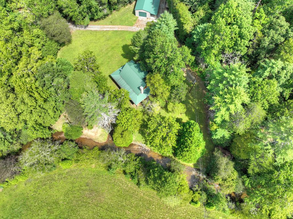 Ellijay, Georgia, 30536, United States, 2 Bedrooms Bedrooms, ,2 BathroomsBathrooms,Residential,Active,1946315