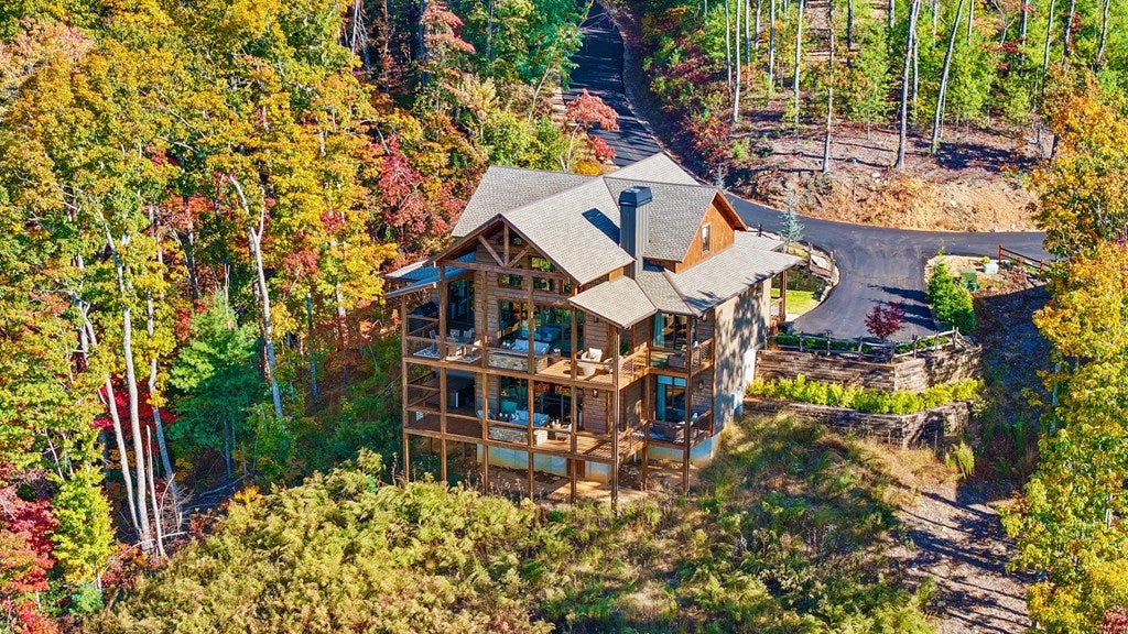 Mineral Bluff, Georgia, 30559, United States, 4 Bedrooms Bedrooms, ,6 BathroomsBathrooms,Residential,Active,1914767