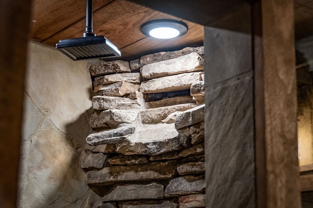 Blue Ridge, Georgia, 30513, United States, 3 Bedrooms Bedrooms, ,5 BathroomsBathrooms,Residential,Active,1973531