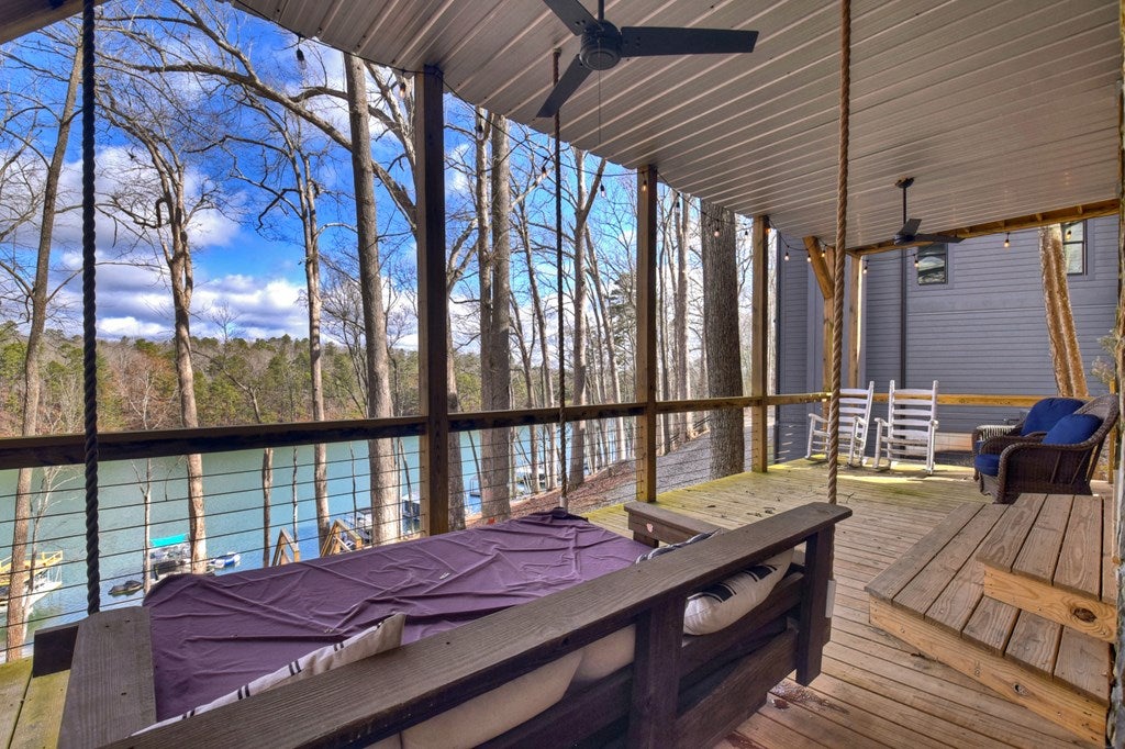 Blue Ridge, Georgia, 30513, United States, 3 Bedrooms Bedrooms, ,3 BathroomsBathrooms,Residential,Active,2029742