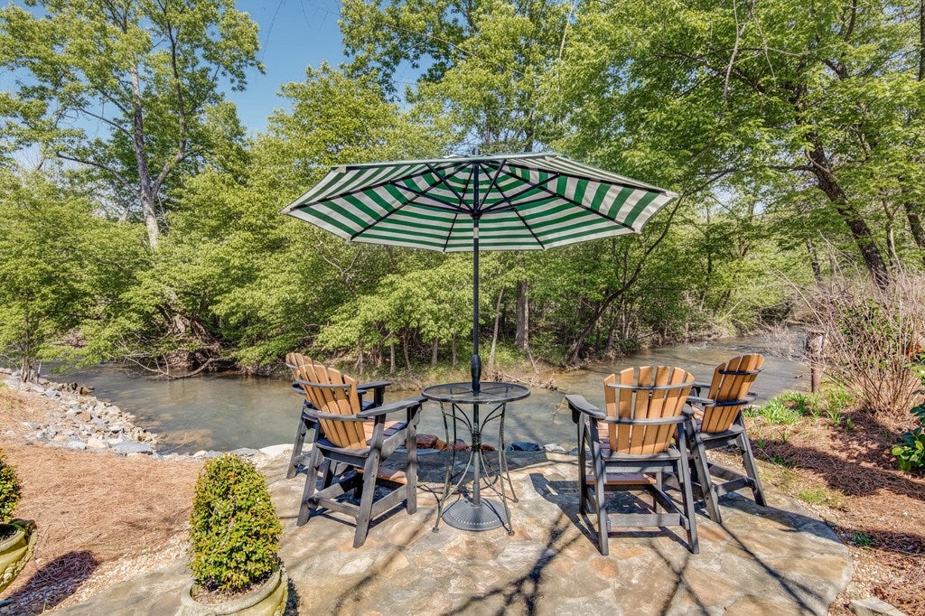 Ellijay, Georgia, 30540, United States, 4 Bedrooms Bedrooms, ,3 BathroomsBathrooms,Residential,Active,1968430