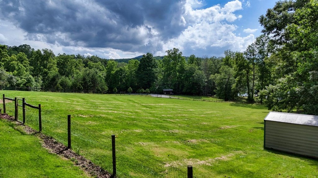 Blairsville, Georgia, 30512, United States, 4 Bedrooms Bedrooms, ,4 BathroomsBathrooms,Residential,Active,1850663