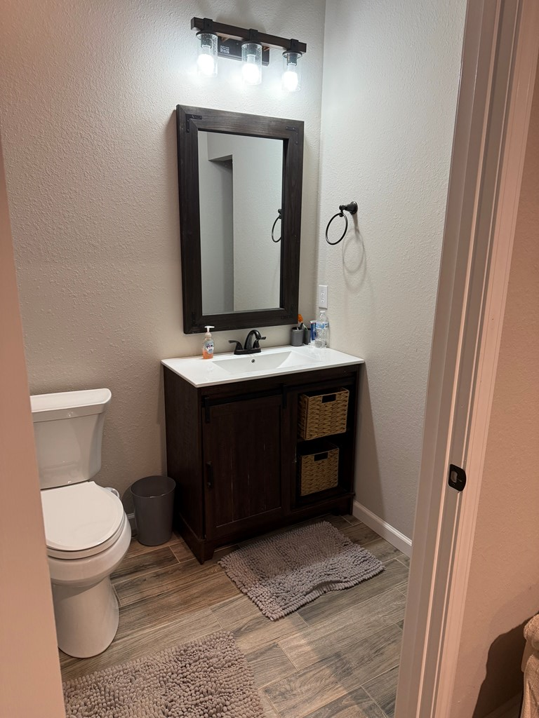 Murphy, North Carolina, 28906, United States, 1 Bedroom Bedrooms, ,1 BathroomBathrooms,Residential,Active,1780447