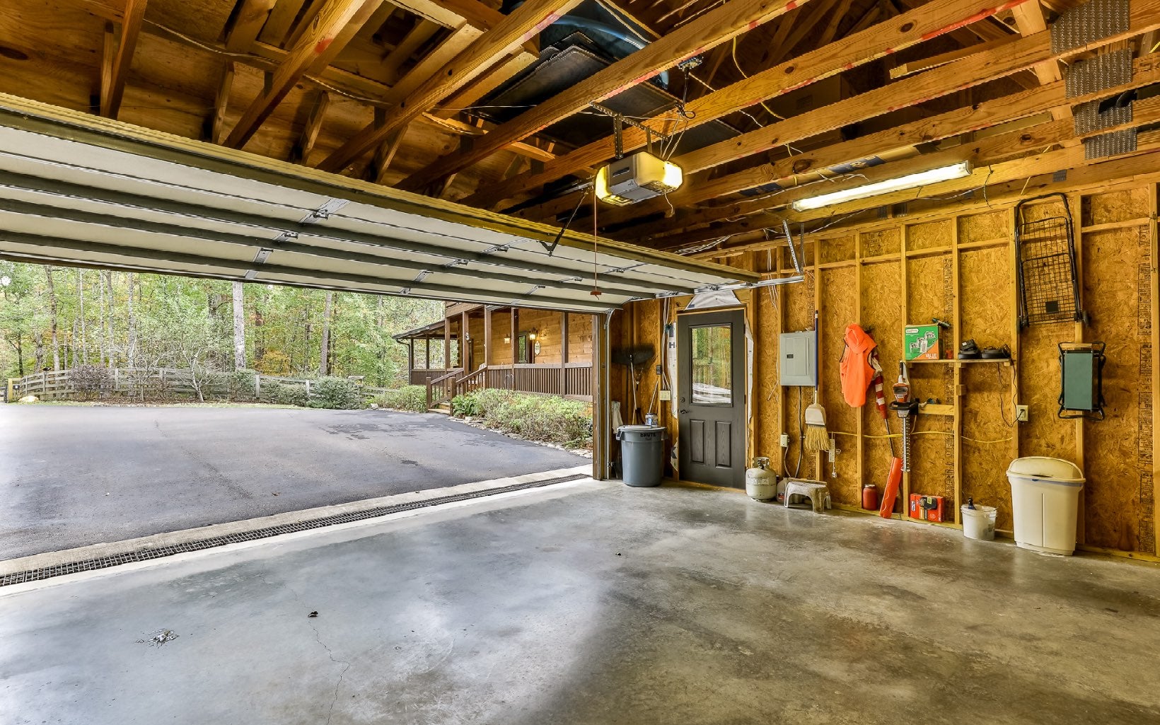 Talking Rock, Georgia, 30175, United States, 5 Bedrooms Bedrooms, ,6 BathroomsBathrooms,Residential,Active,1914601