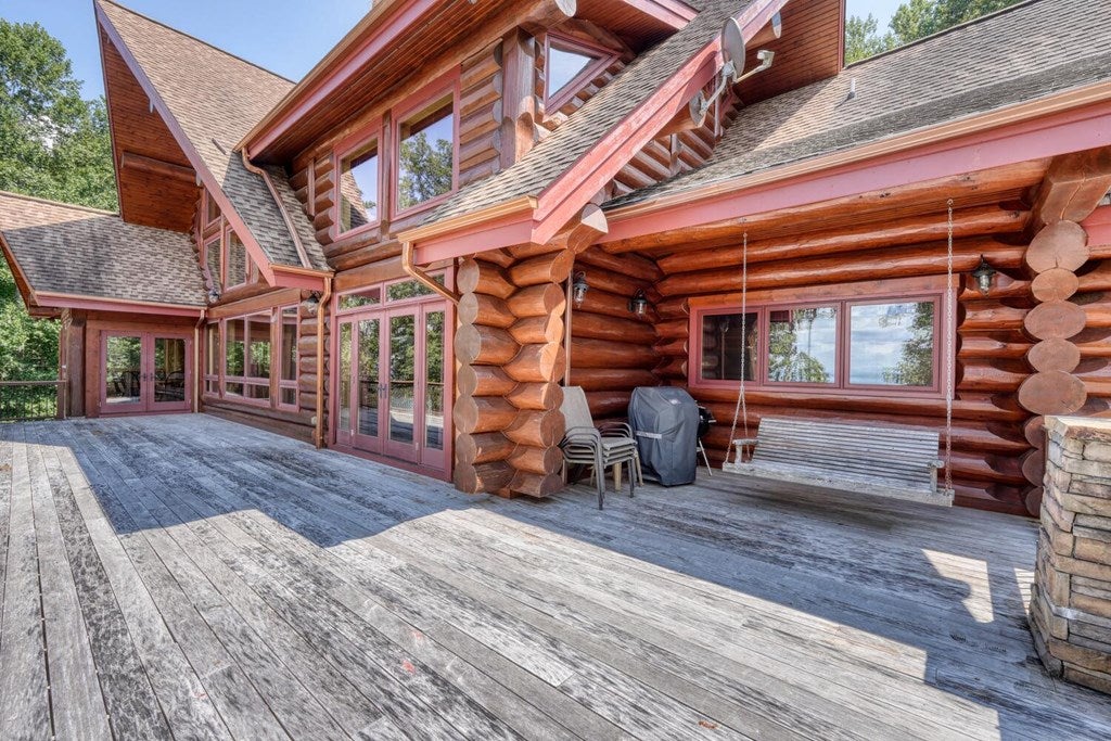 Blairsville, Georgia, 30512, United States, 4 Bedrooms Bedrooms, ,6 BathroomsBathrooms,Residential,Active,1934771