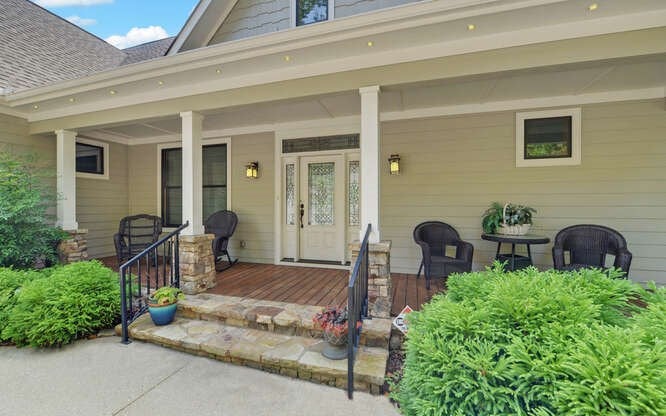 Hiawassee, Georgia, 30546, United States, 4 Bedrooms Bedrooms, ,3 BathroomsBathrooms,Residential,Active,1945082