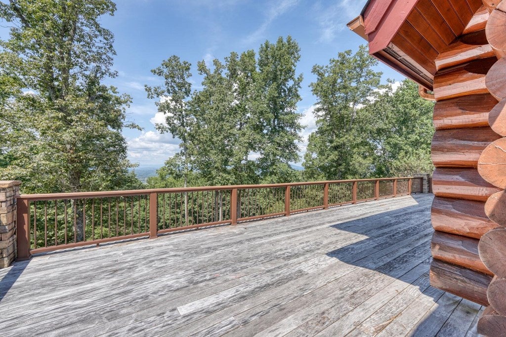 Blairsville, Georgia, 30512, United States, 4 Bedrooms Bedrooms, ,6 BathroomsBathrooms,Residential,Active,1934771