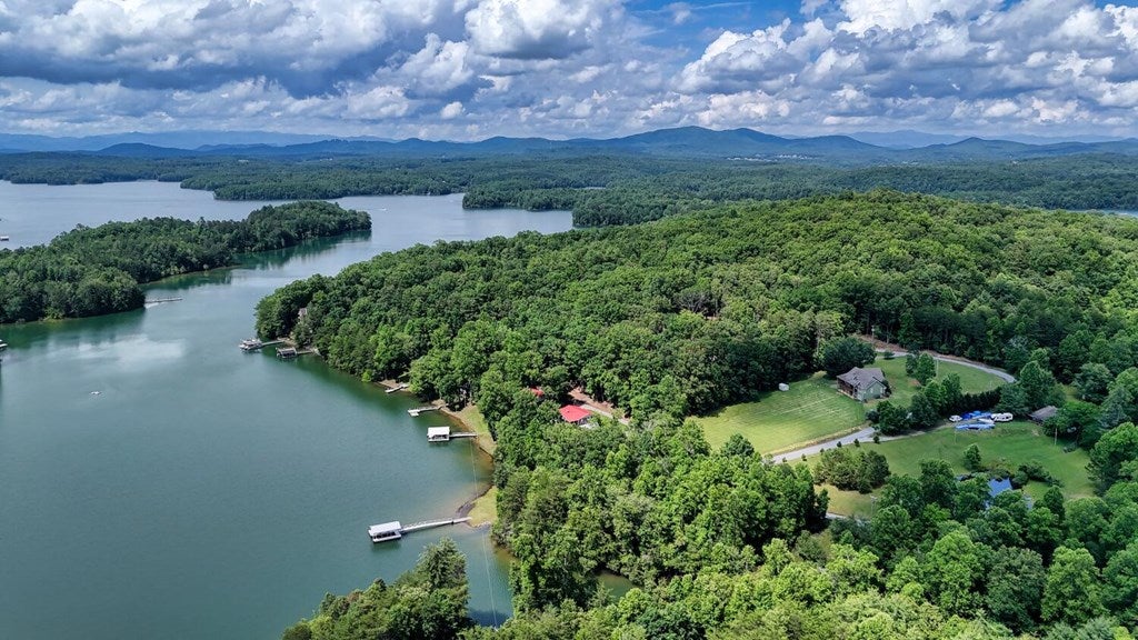 Blairsville, Georgia, 30512, United States, 4 Bedrooms Bedrooms, ,4 BathroomsBathrooms,Residential,Active,1850663