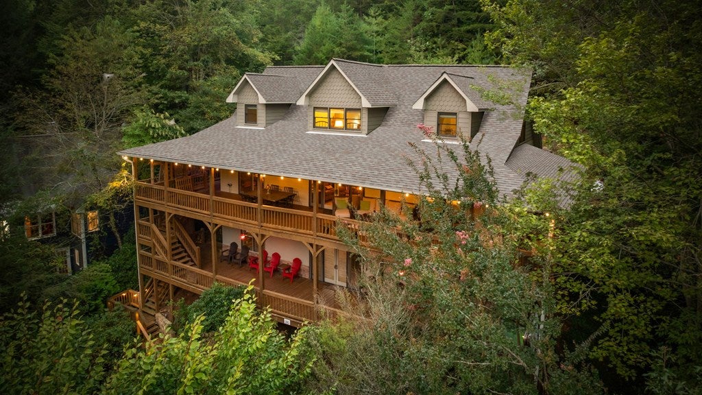 Blue Ridge, Georgia, 30513, United States, 4 Bedrooms Bedrooms, ,3 BathroomsBathrooms,Residential,Active,1945235