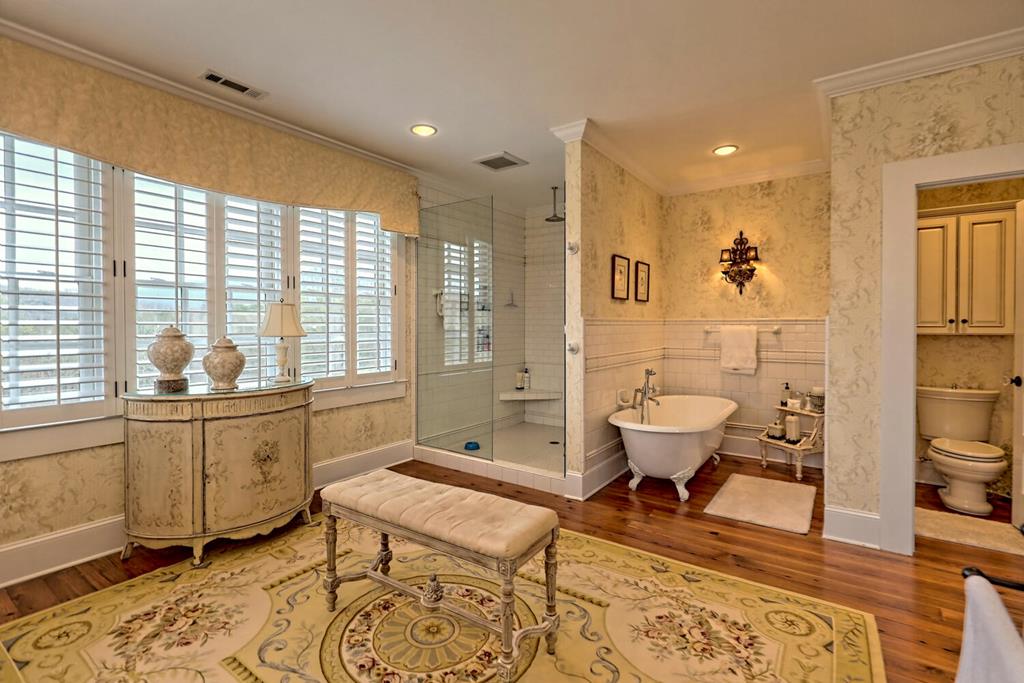 Young Harris, Georgia, 30582, United States, 4 Bedrooms Bedrooms, ,5 BathroomsBathrooms,Residential,Active,1945371