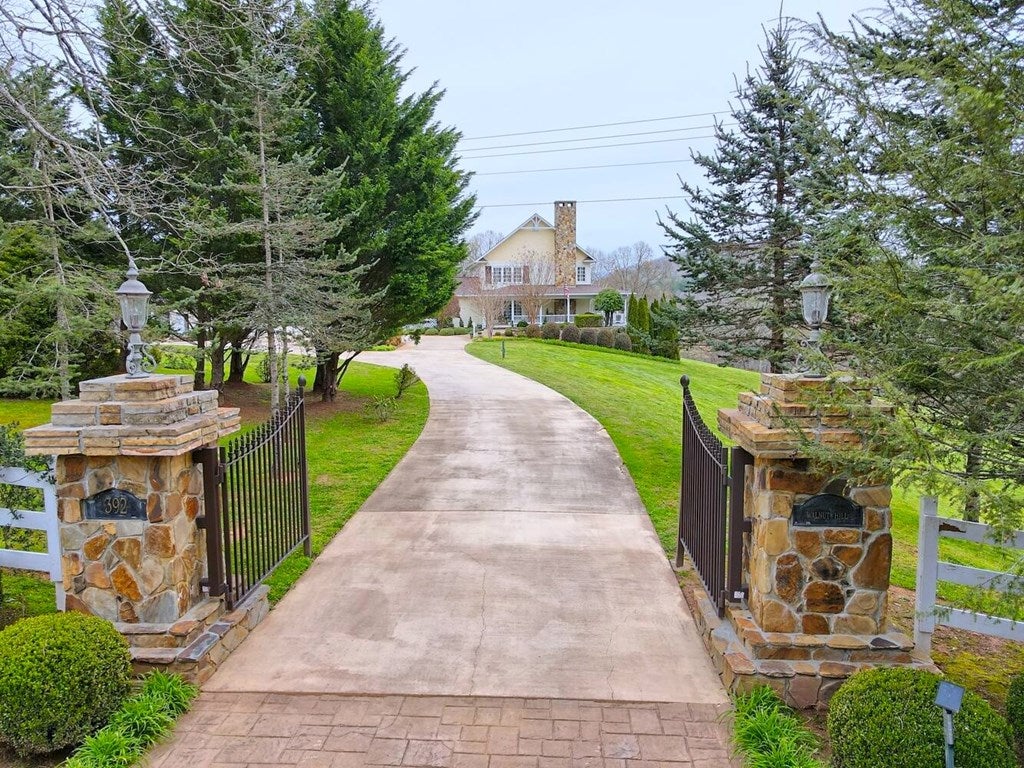 Young Harris, Georgia, 30582, United States, 4 Bedrooms Bedrooms, ,5 BathroomsBathrooms,Residential,Active,1945371