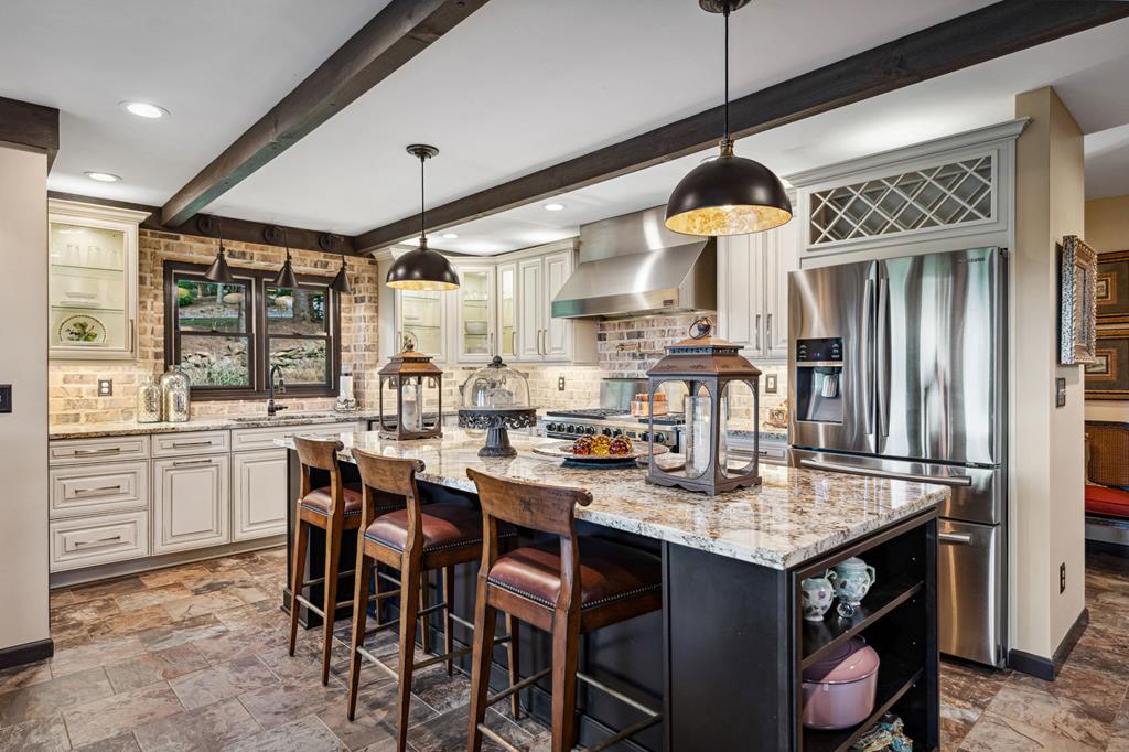 Ellijay, Georgia, 30536, United States, 4 Bedrooms Bedrooms, ,3 BathroomsBathrooms,Residential,Active,1863273