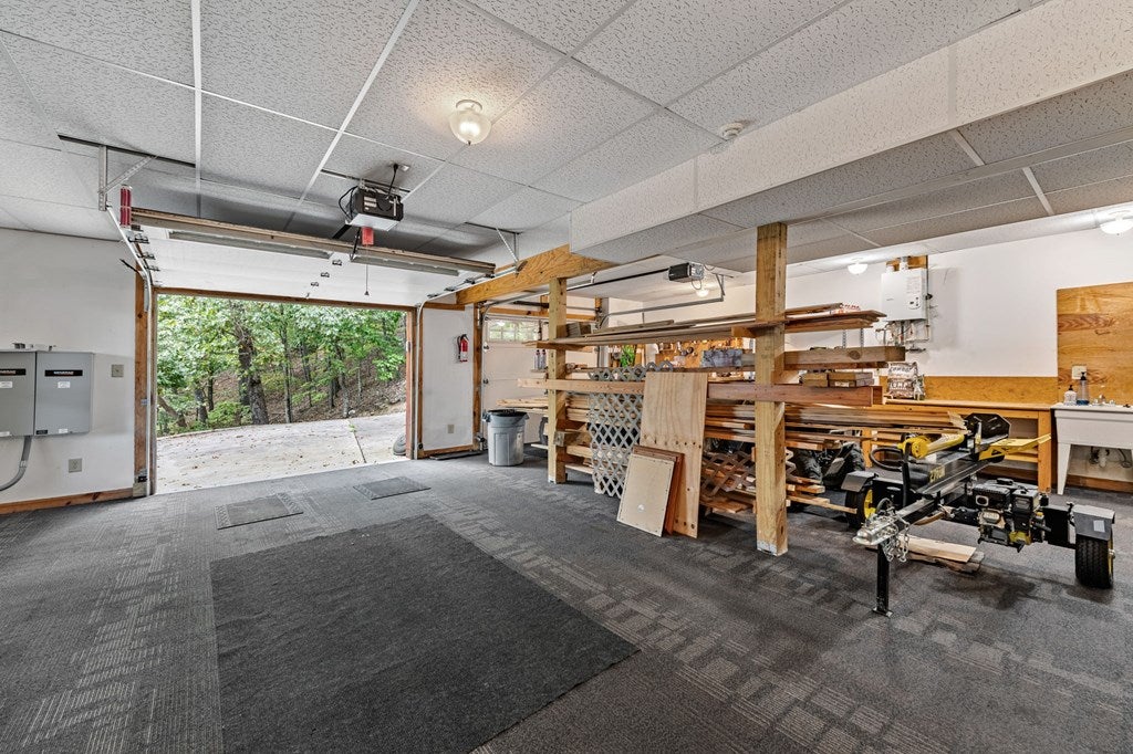 Morganton, Georgia, 30560, United States, 4 Bedrooms Bedrooms, ,5 BathroomsBathrooms,Residential,Active,1952626