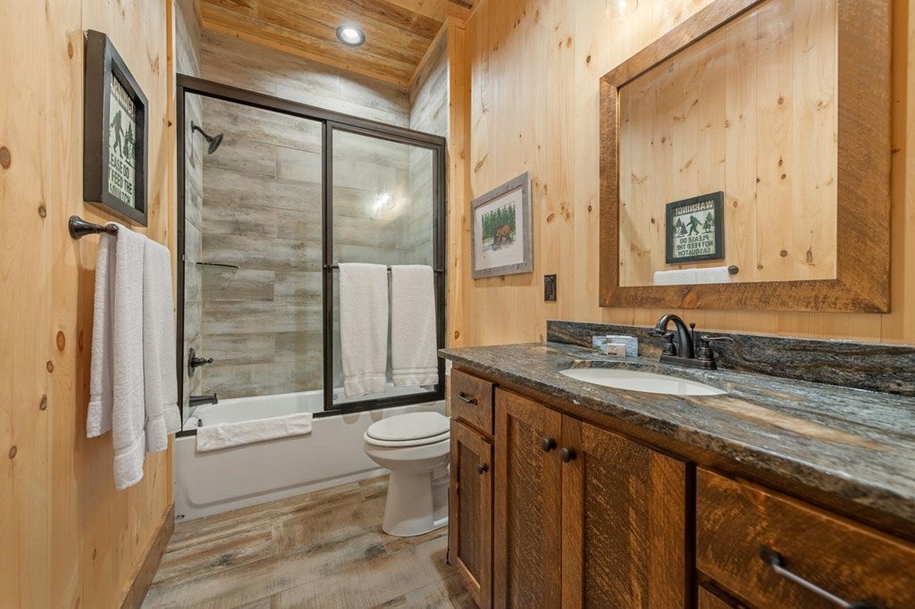 Blue Ridge, Georgia, 30513, United States, 4 Bedrooms Bedrooms, ,4 BathroomsBathrooms,Residential,Active,1965858