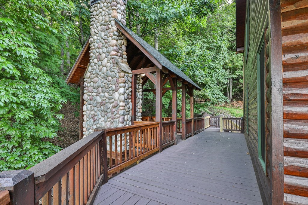 Blue Ridge, Georgia, 30513, United States, 4 Bedrooms Bedrooms, ,4 BathroomsBathrooms,Residential,Active,1998761