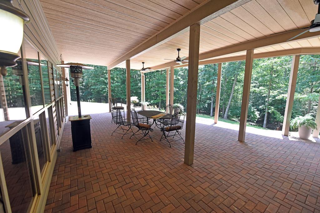Blairsville, Georgia, 30512, United States, 5 Bedrooms Bedrooms, ,5 BathroomsBathrooms,Residential,Active,1888957