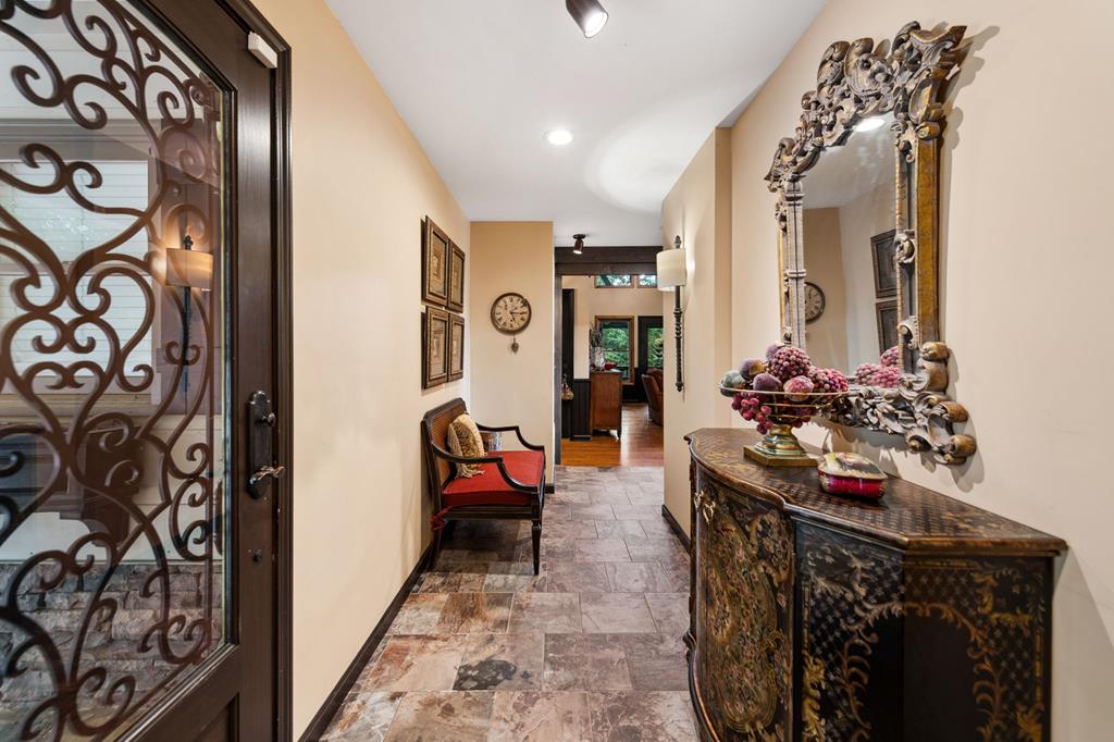 Ellijay, Georgia, 30536, United States, 4 Bedrooms Bedrooms, ,3 BathroomsBathrooms,Residential,Active,1863273