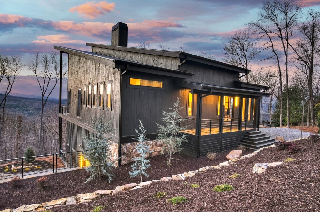 Blue Ridge, Georgia, 30513, United States, 5 Bedrooms Bedrooms, ,6 BathroomsBathrooms,Residential,Active,2017447