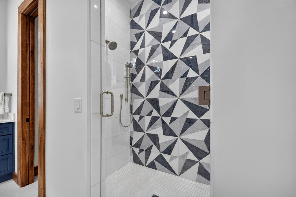 Blue Ridge, Georgia, 30513, United States, 5 Bedrooms Bedrooms, ,5 BathroomsBathrooms,Residential,Active,1945259