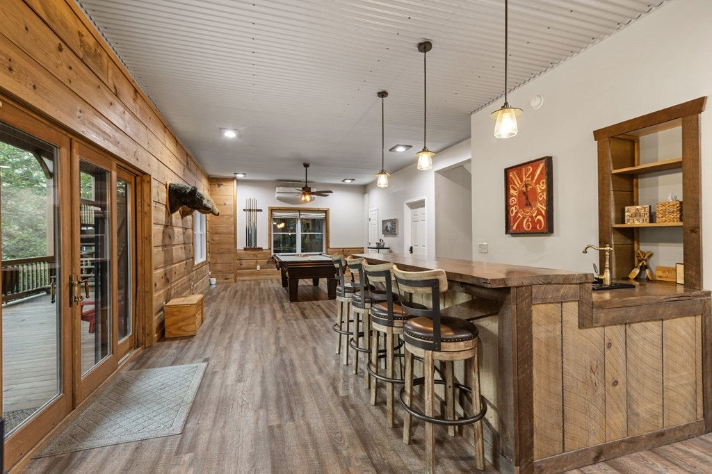 Blue Ridge, Georgia, 30513, United States, 4 Bedrooms Bedrooms, ,3 BathroomsBathrooms,Residential,Active,1945235