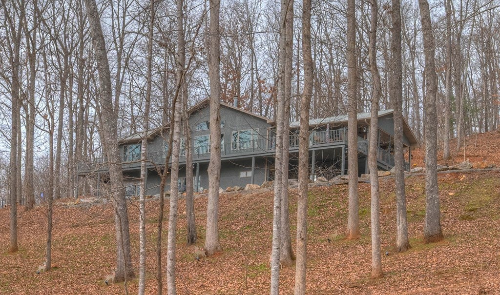 Hiawassee, Georgia, 30546, United States, 3 Bedrooms Bedrooms, ,2 BathroomsBathrooms,Residential,Active,2007353