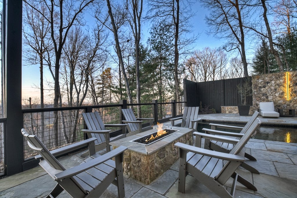 Blue Ridge, Georgia, 30513, United States, 5 Bedrooms Bedrooms, ,6 BathroomsBathrooms,Residential,Active,2017447