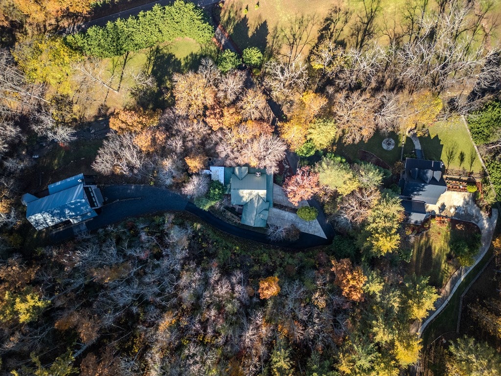 Blue Ridge, Georgia, 30513, United States, 4 Bedrooms Bedrooms, ,4 BathroomsBathrooms,Residential,Active,1990018